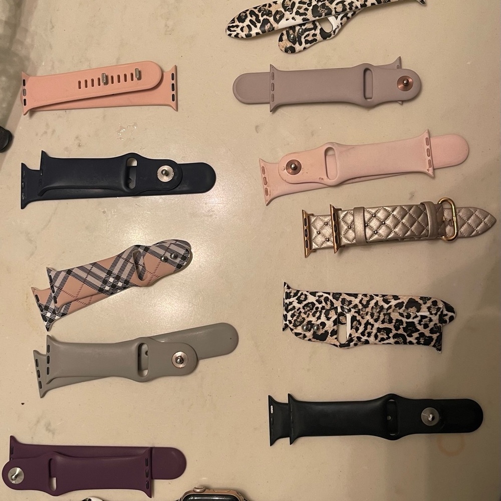 Iwatch SE 40 mm rose gold - Picture 2 of 2